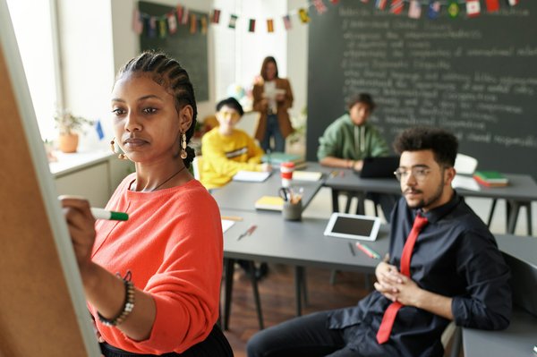 Formation de la communication visuelle, création et design à paris